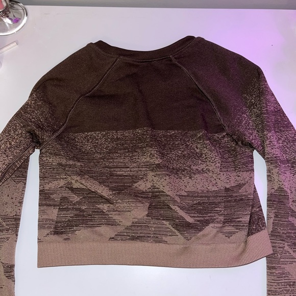 gymshark top - Picture 2 of 2